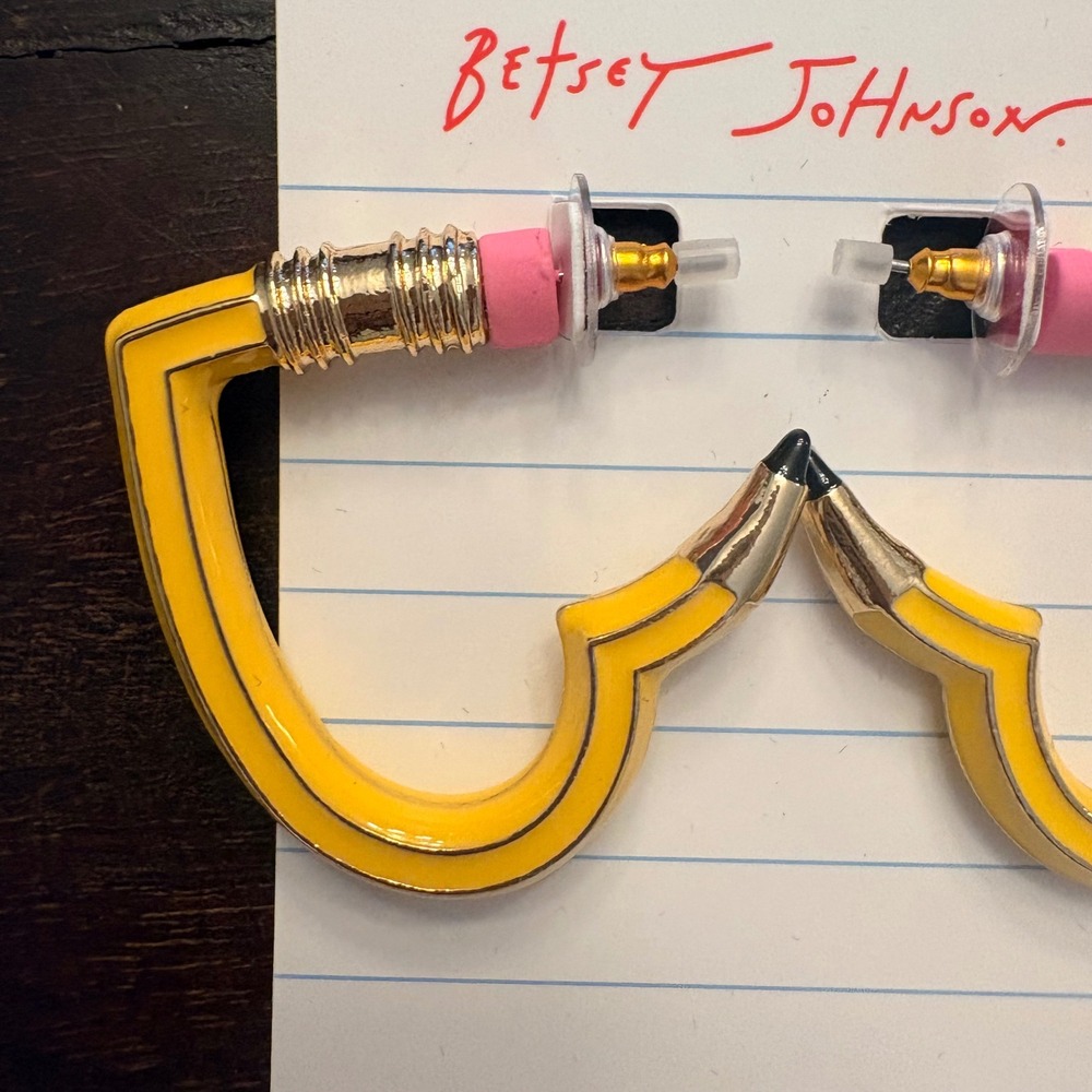 Betsey Johnson Pink Heart Pencil Hoop Earrings Back to School Teacher Gift NIB - Picture 3 of 6